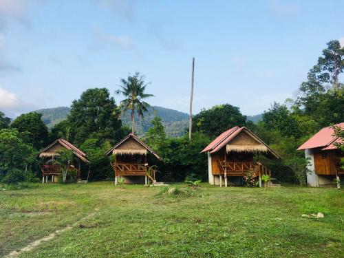 Seree Bungalows & Chill Bar - last minute hotel in Unknown City