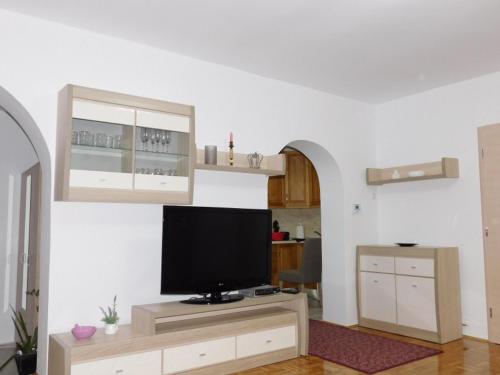 Apartman Braja — 4-Star Luxury Hotel in Virovitica, Croatia