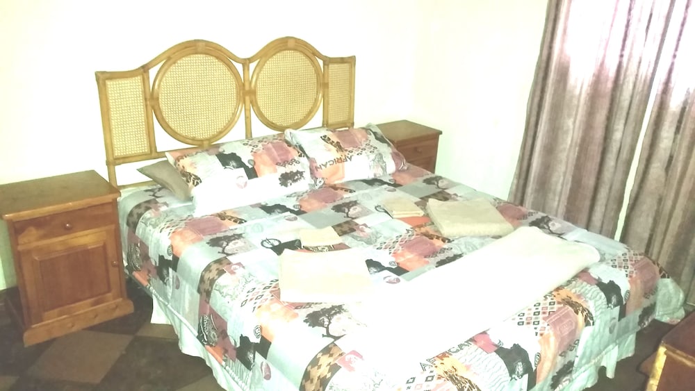 Berlin Falls Country Estate — hotel in Thulamahashi