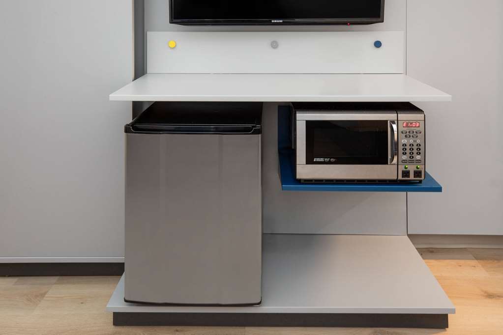 Microtel Inn & Suites by Wyndham Buda Austin South - photo 14