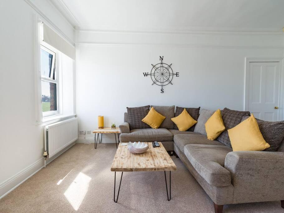 Longsands Beach Apartment 4 Tynemouth — 4-Star Luxury Hotel in Tynemouth, United Kingdom