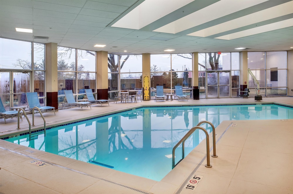 Hampton Inn by Hilton St. Louis Airport - photo 71