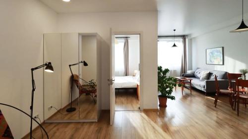 Wehost Stylish Apartment Near Fabrika