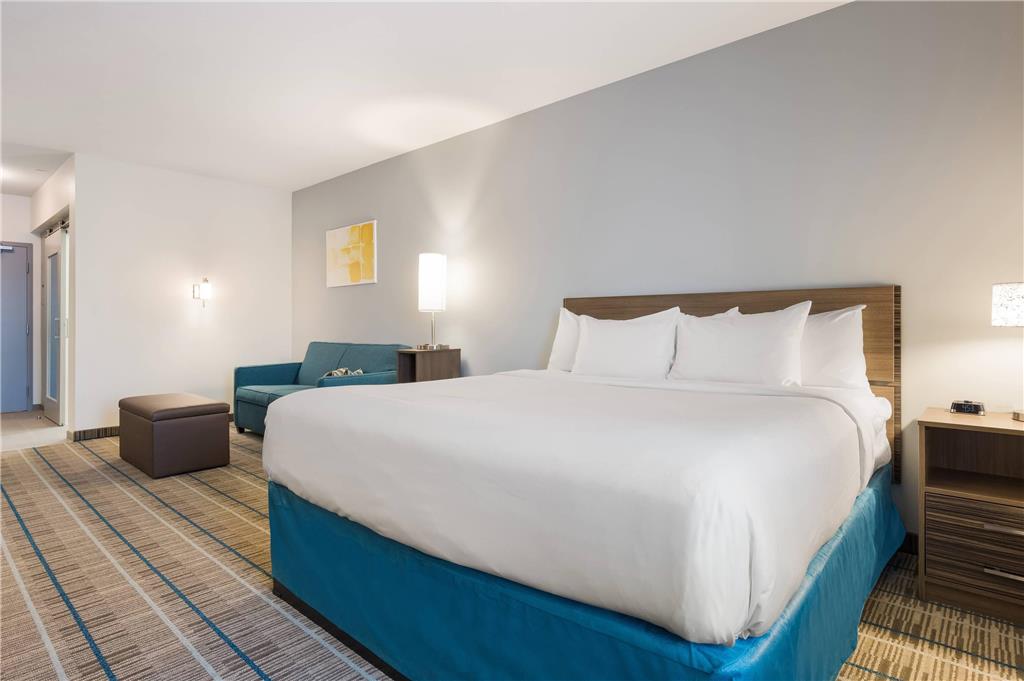 MainStay Suites Gaylord - photo 14