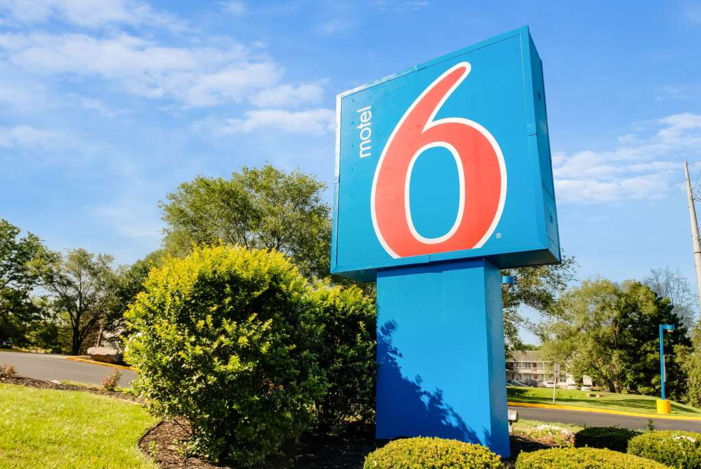 Motel 6 Lenexa KS Kansas City Southwest - photo 4