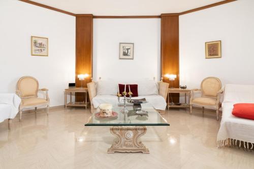 House of Flowers — 4-Star Luxury Hotel in Rodos, Greece