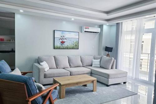 Oyster suites 3BR with pool and Gym — 4-Star Luxury Hotel in Mombasa, Kenya