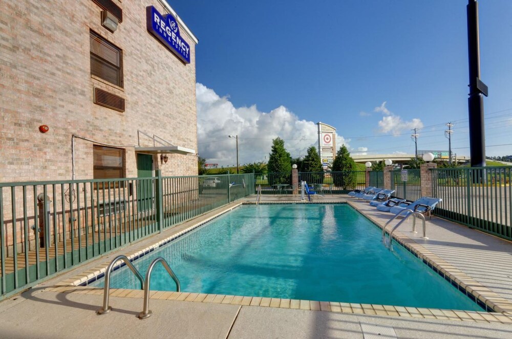Regency Inn & Suites Biloxi - photo 15