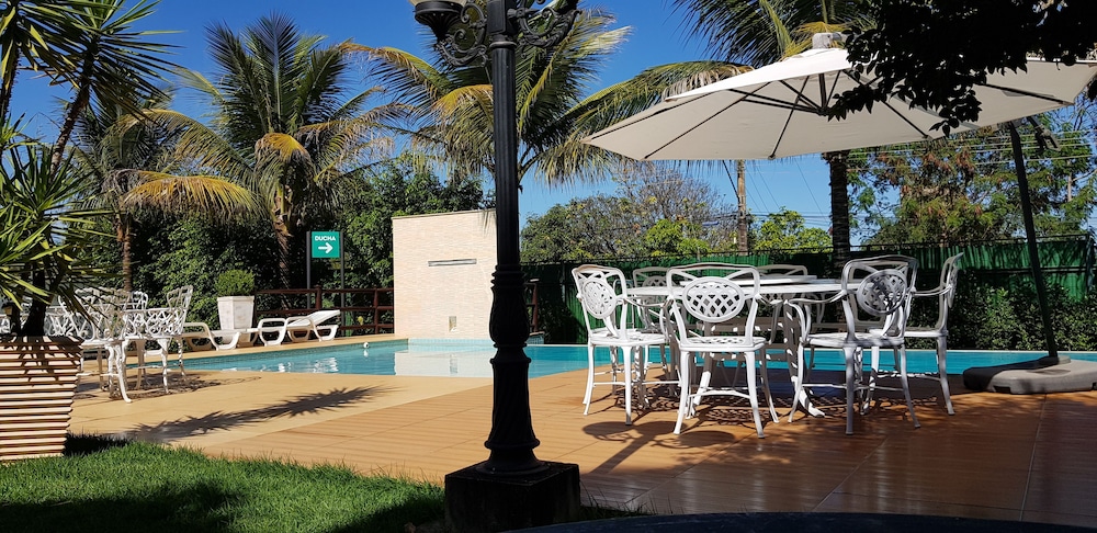 Hotel das Palmeiras — hotel in Paracatu
