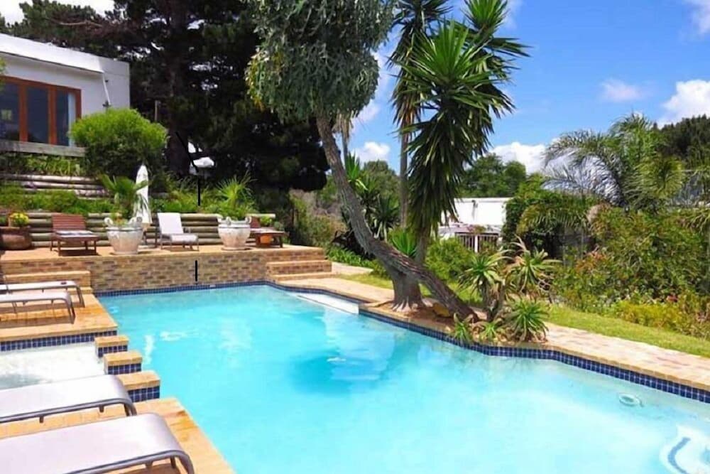 Ocean Golf Guest House