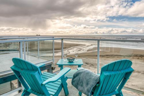 Seascape Rockaway Meredith Lodging — 4-Star Luxury Hotel in Rockaway Beach, United States