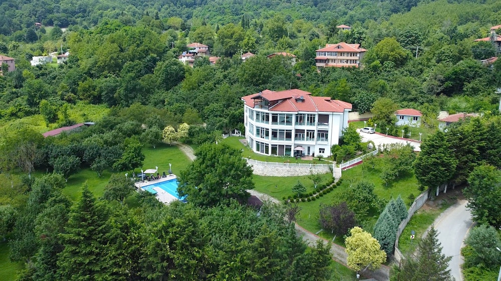 Beyaz Köşk Geyve - carbon neutral hotel in Geyve