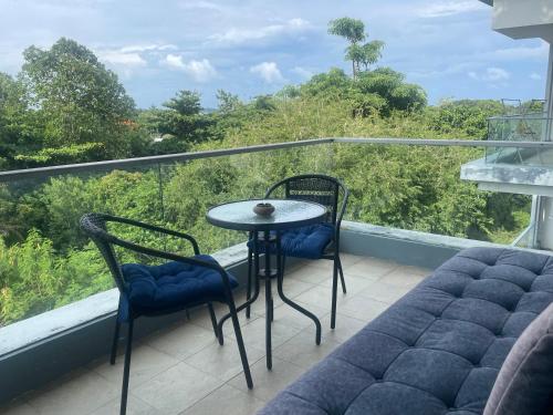 Le Grand Bleu — 4-Star Luxury Hotel in Koh Samui, Thailand