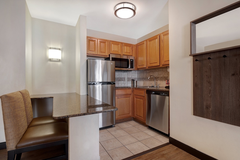 Staybridge Suites Tallahassee by IHG - photo 18