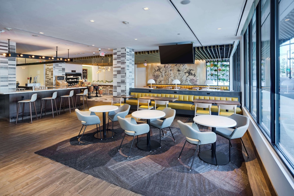 DoubleTree by Hilton Hartford Downtown - photo 36