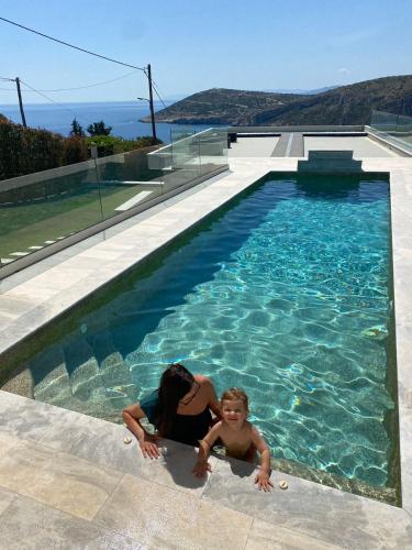 Greek Sea Villas Kaki Thalassa 400m to the beach Athens — 4-Star Luxury Hotel in Keratea, Greece