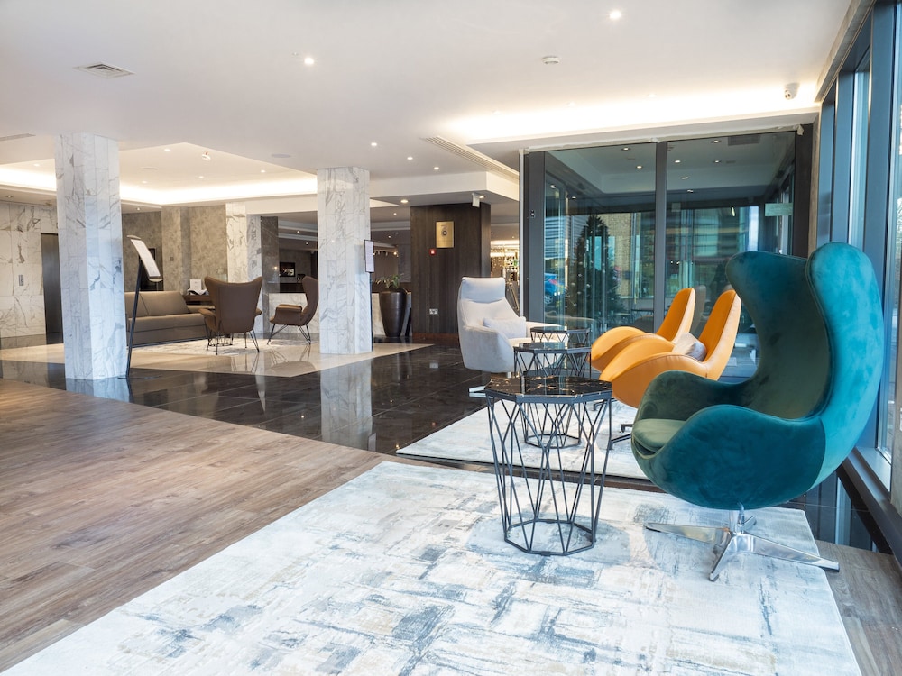 Crowne Plaza London Kingston — 4-Star Luxury Hotel in London, United Kingdom