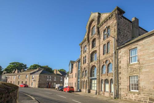 8 Mill Wharf — 4-Star Luxury Hotel in Berwick-Upon-Tweed, United Kingdom