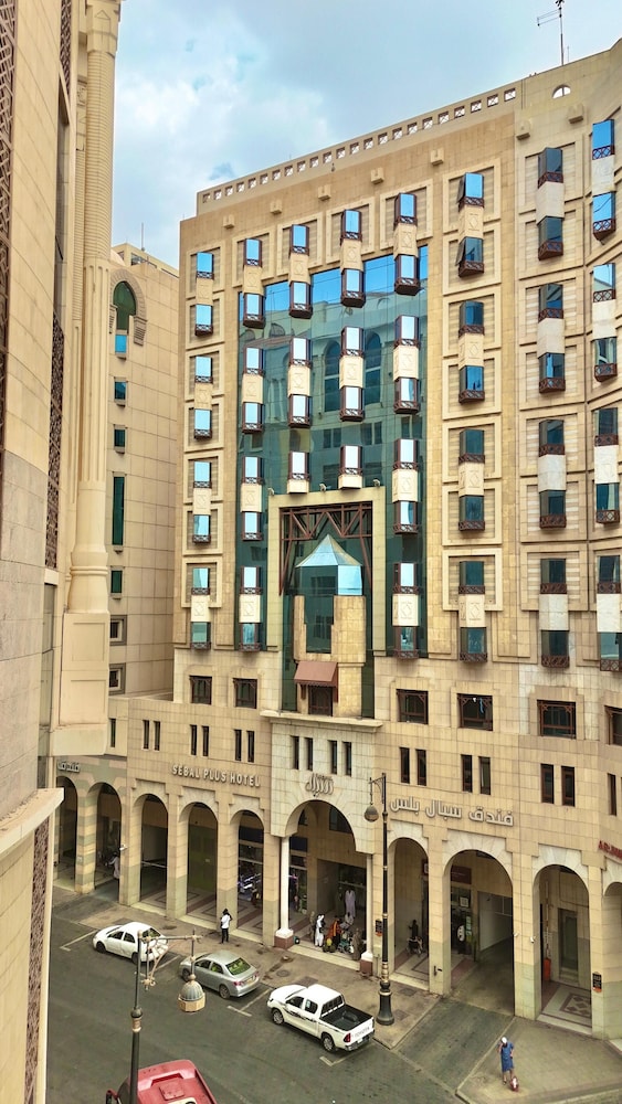 Sebal Plus - carbon neutral hotel in Medina