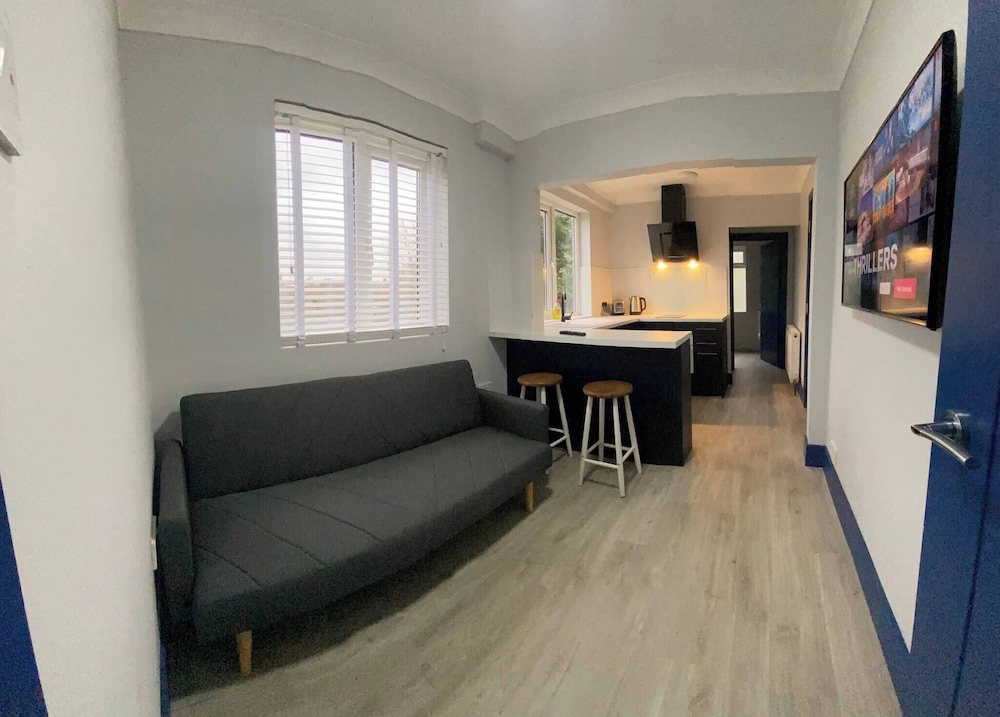 3 Room Apartment Twins double — 4-Star Luxury Hotel in King's Lynn, United Kingdom