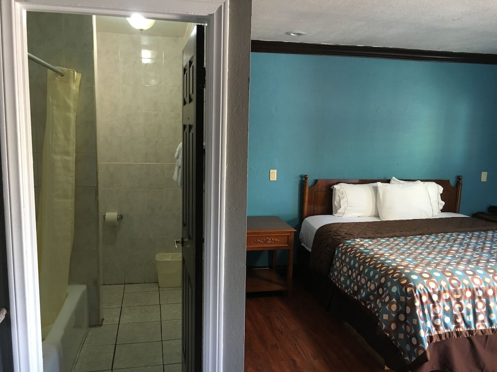 Eagle Inn Motel - photo 13