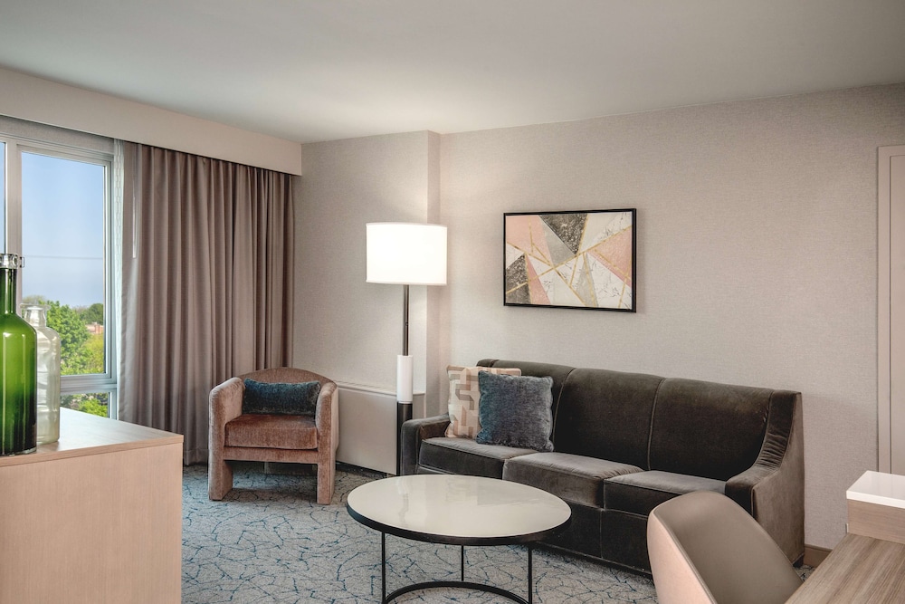 DoubleTree by Hilton Chicago North Shore Conference Center - photo 31