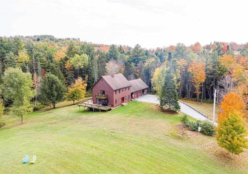 Your Vermont Homeaway from home — 4-Star Luxury Hotel in Plainfield, United States