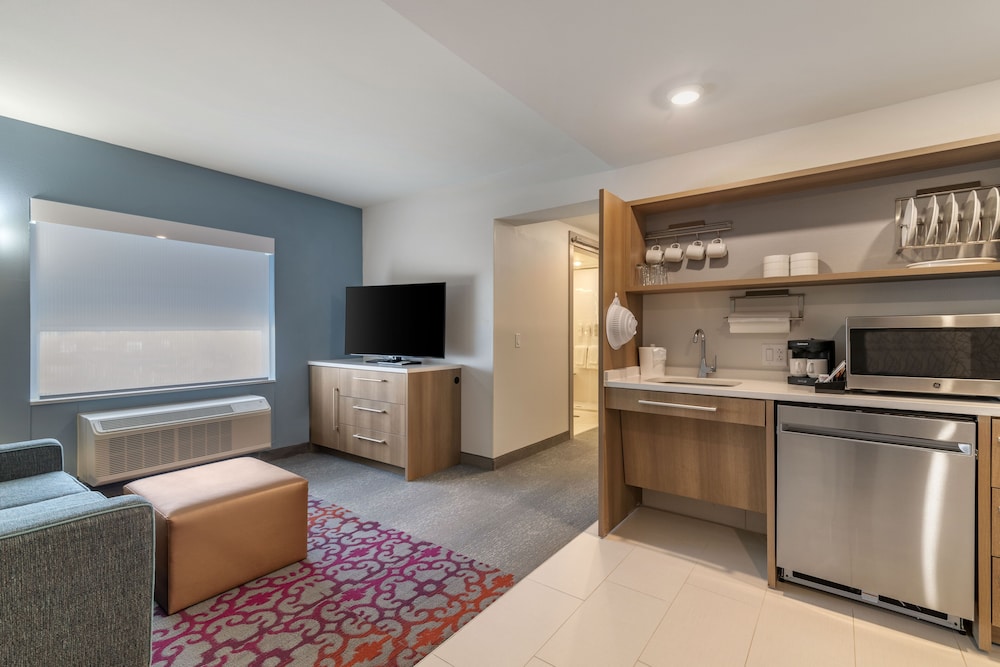 Home2 Suites by Hilton Bangor - photo 10