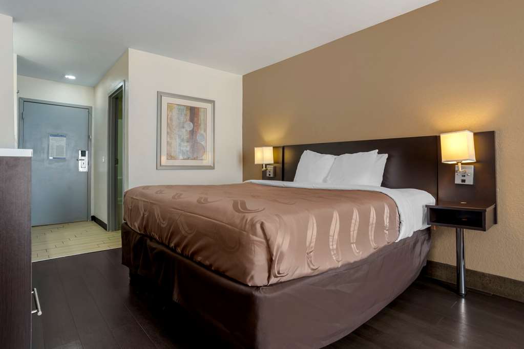 Quality Inn Phenix City Columbus - photo 11