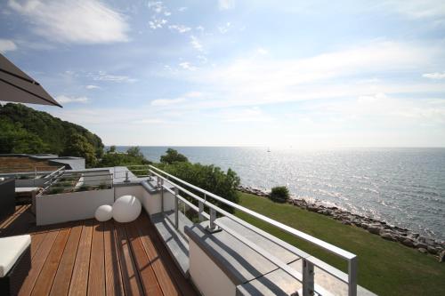 Ostseeresidenz Sassnitz WG 18 mit Kamin Sauna Terrasse Meerblick — hotel in Ostseebad Sellin