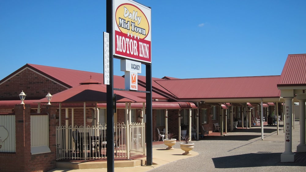 Dalby Mid Town Motor Inn — hotel in Dalby