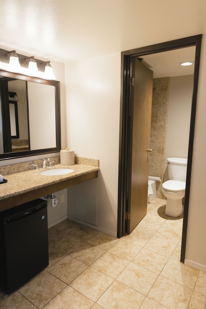 Historic Santa Maria Inn - photo 42
