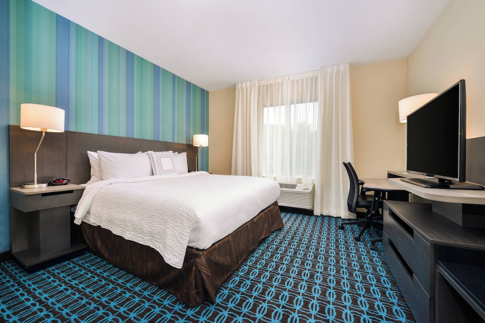Fairfield Inn & Suites by Marriott Raleigh Cary - photo 17