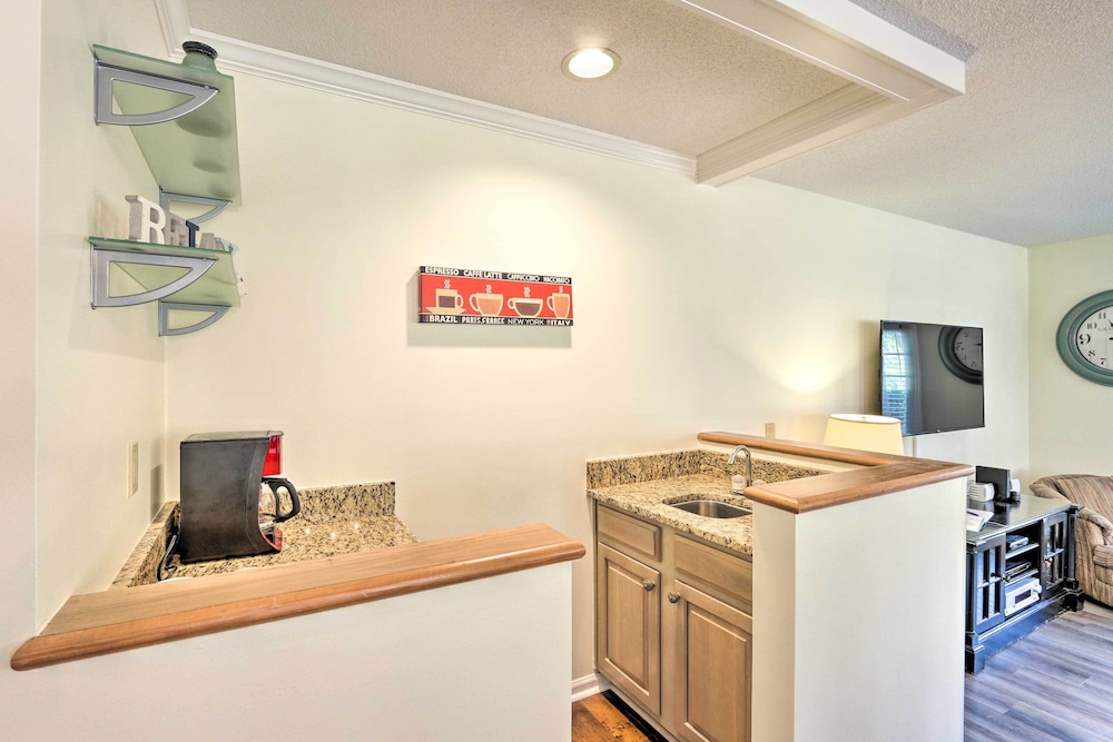 1 Mi to Beach: Family friendly Evian Resort Condo - photo 9