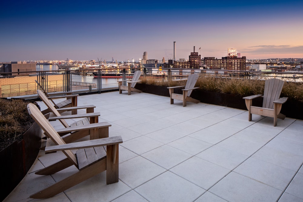 Canopy by Hilton Baltimore Harbor Point - photo 61