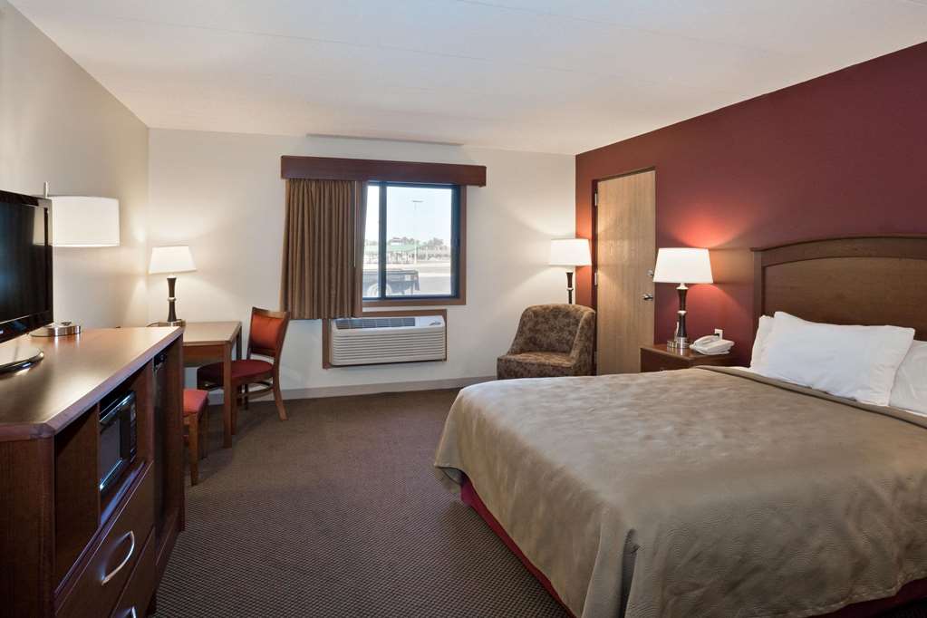 AmericInn by Wyndham Mitchell - photo 6