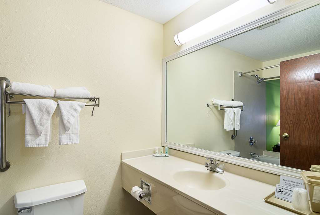 Quality Inn & Suites Harvey Chicago Southland - photo 6