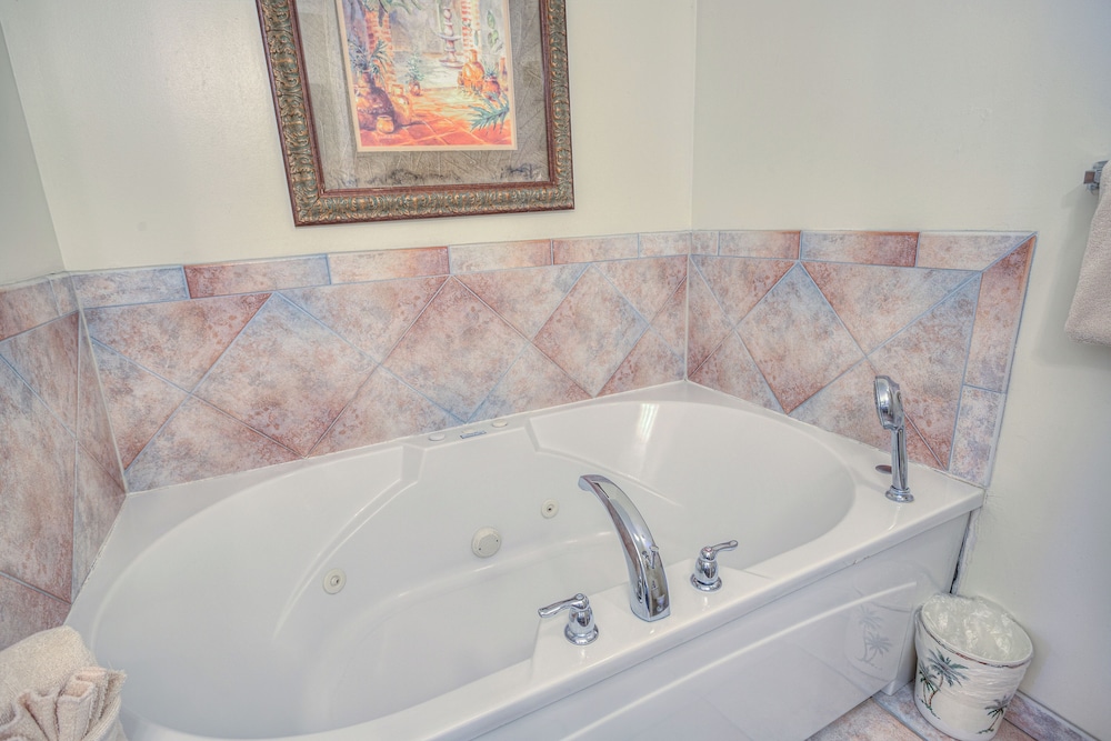 La Fiesta Ocean Inn And Suites - photo 56