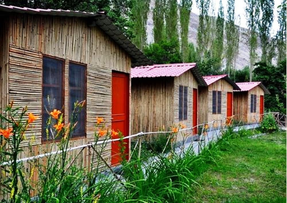 Silk Route Cottages - last minute hotel in Leh