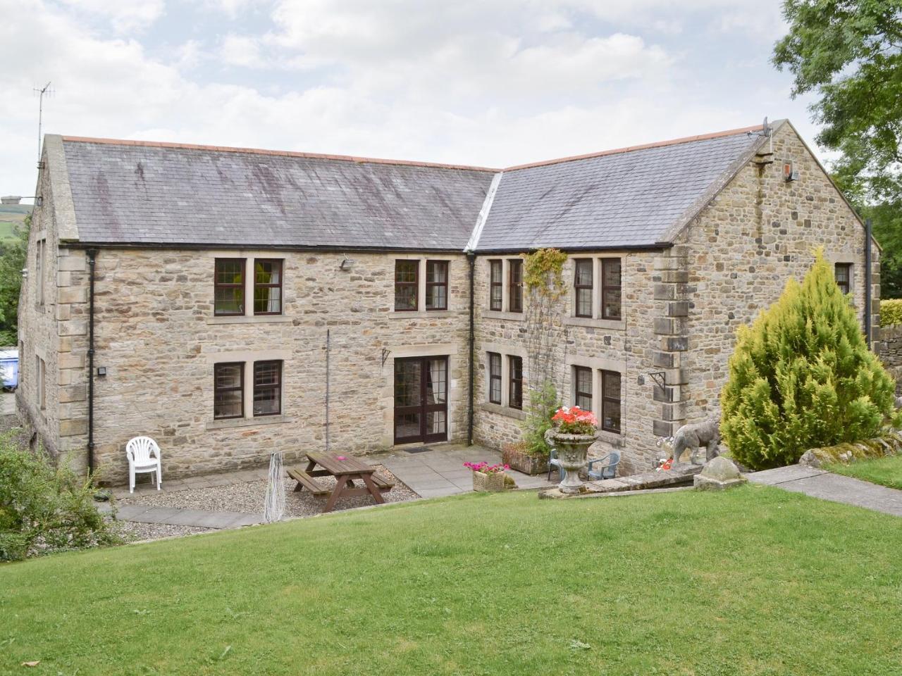 The Old School — 4-Star Luxury Hotel in Durham, United Kingdom