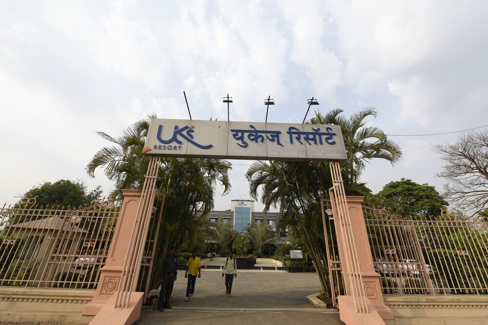 Uk S Resort — Khopoli