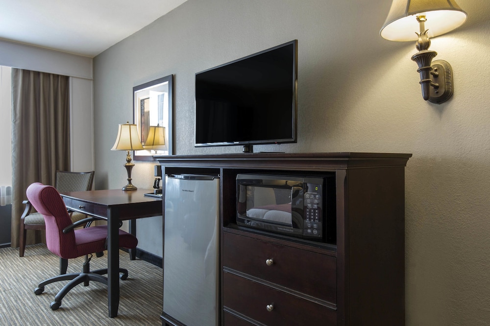 The Dels Pittsburg - photo 35