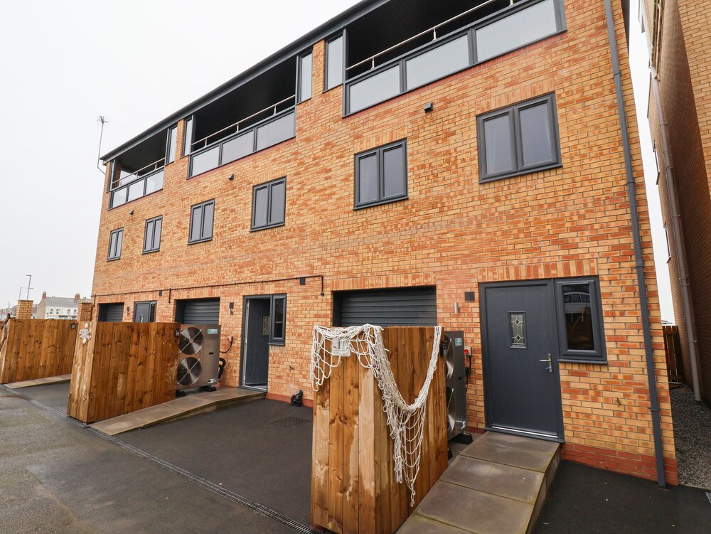 Wave Song in Hornsea, United Kingdom