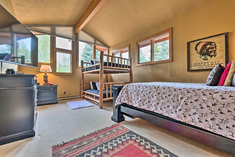 Luxe Sun Valley Retreat with Hot Tub 3 Mi to Resort - photo 10