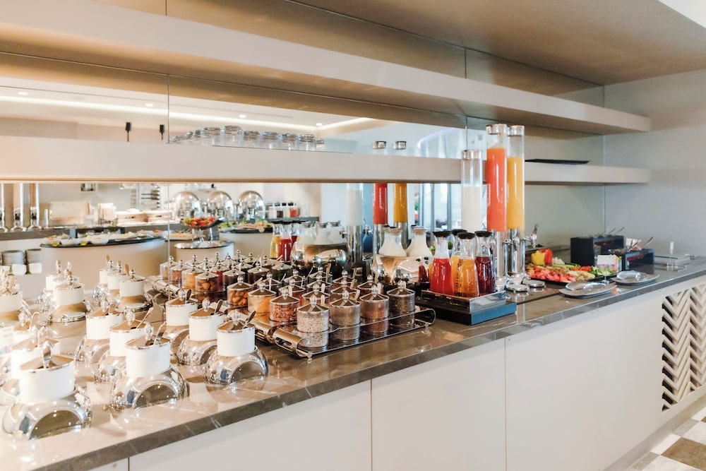 מזון ומשקאות