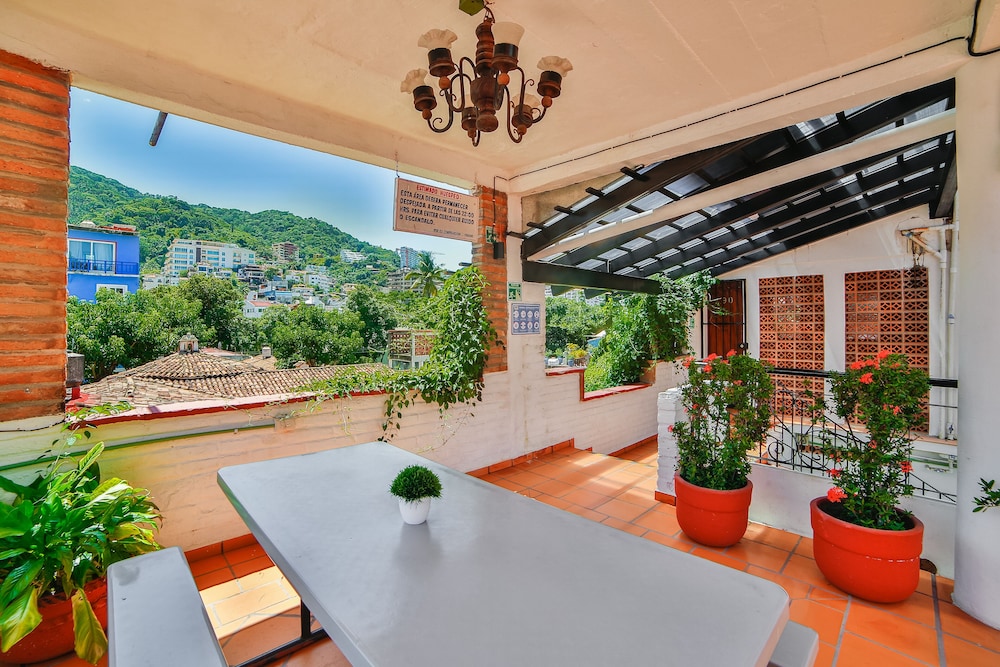 Sundeck