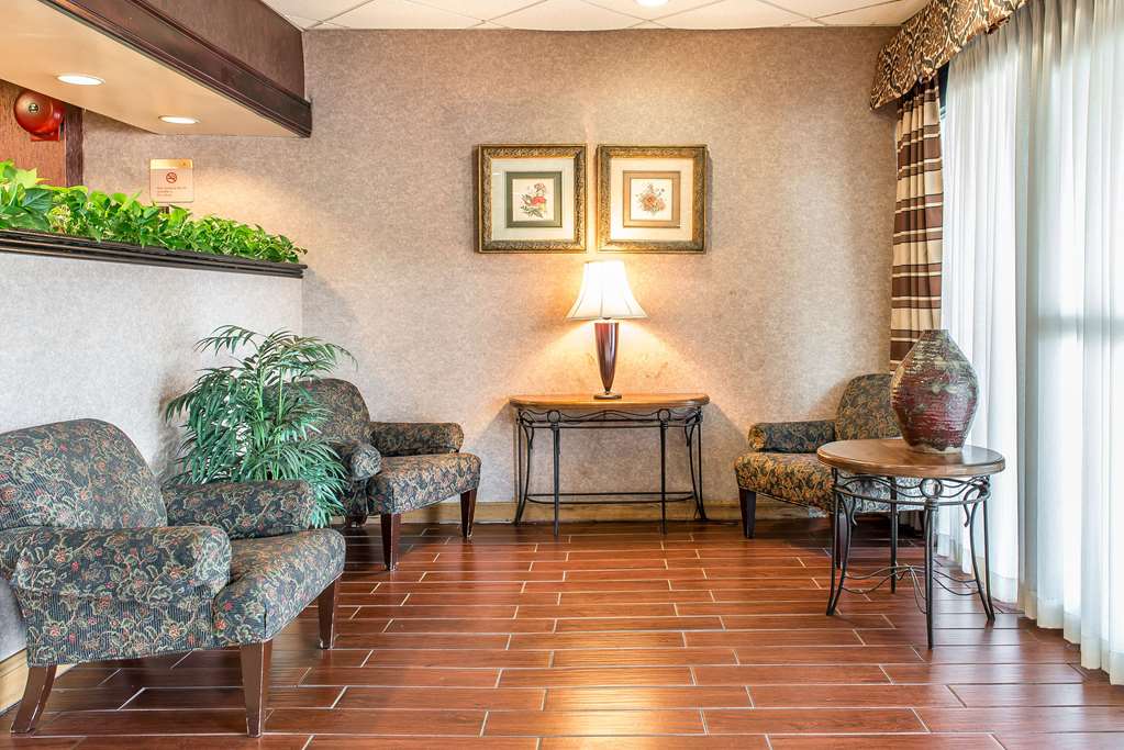 Quality Inn & Conference Center - photo 7