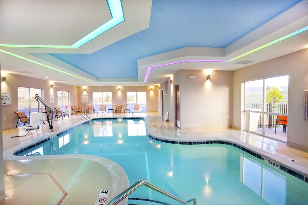 Holiday Inn Express & Suites Hot Springs by IHG - photo 22