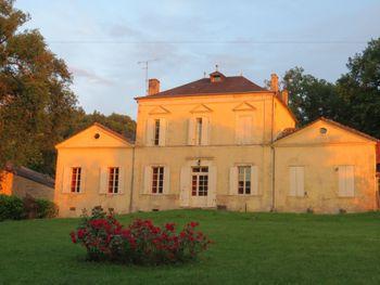 Aux Trois Fontaines — hotel in Sainte-Foy-La-Grande