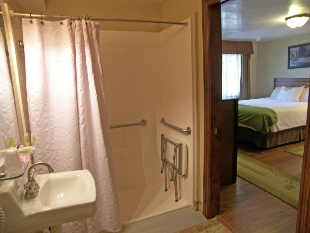 BackCountry Inn - photo 16